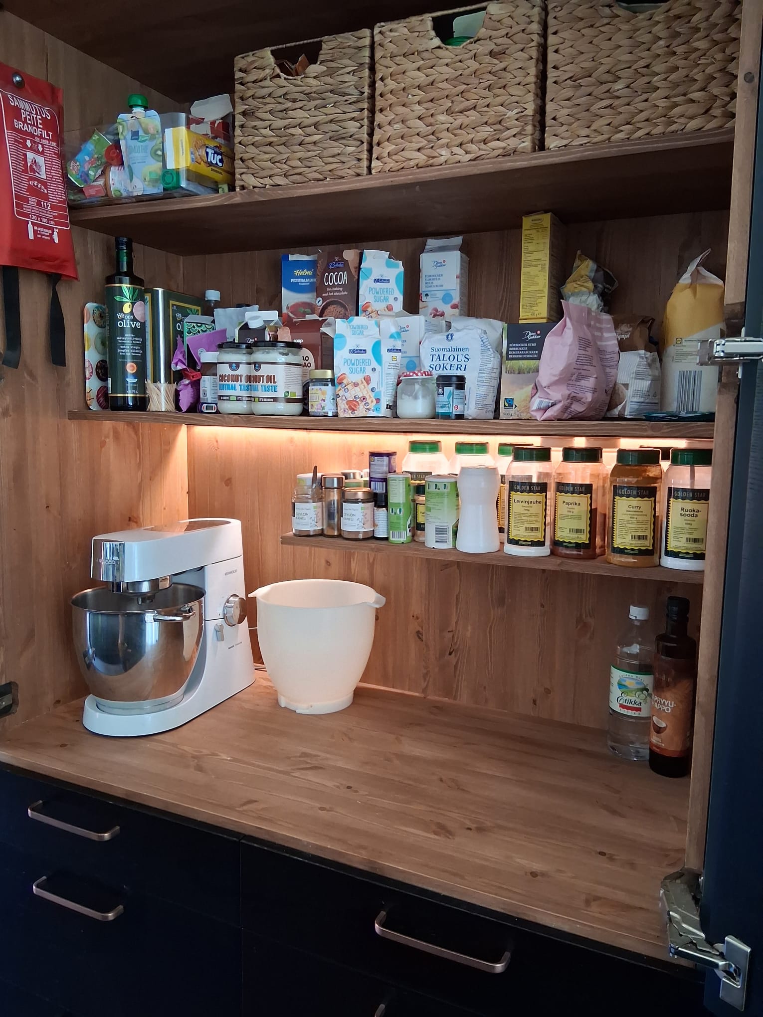 27d61b51 f3ff 4085 9d9f e82252bfde0b